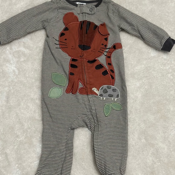 Gerber 0-3M safari footed onesies set of 3 - Picture 4 of 4